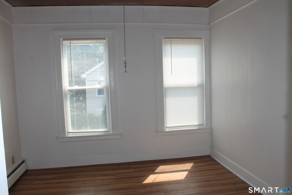 115 Colony Street - Photo 2