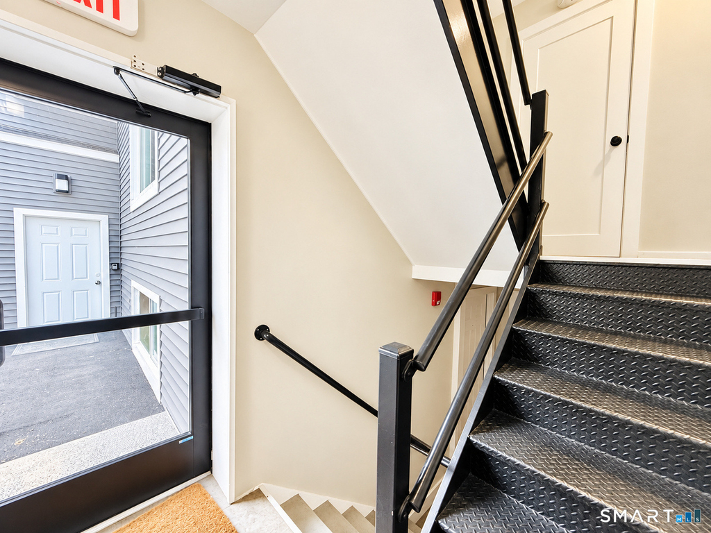 107 Main Street - Photo 3
