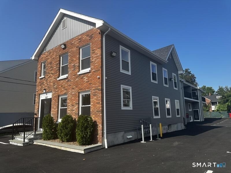 107 Main Street - Photo 2