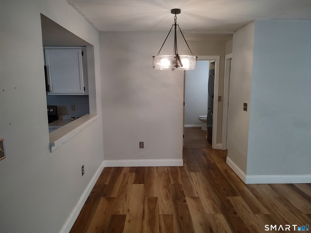 607 Spring Meadow Road - Photo 4