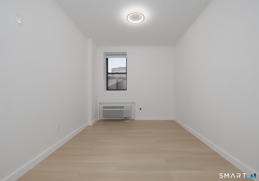 540 Bond Street - Photo 14