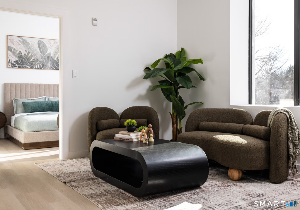 540 Bond Street - Photo 3