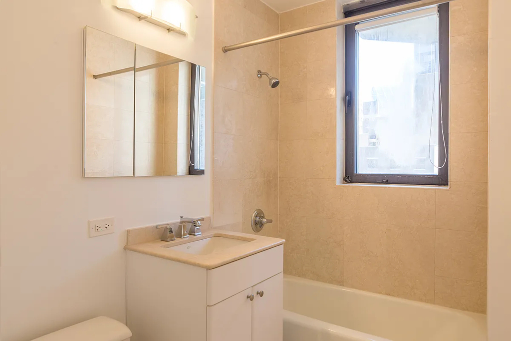 West 48th Street - Photo 5