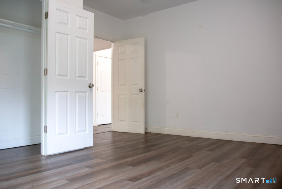 22 Brewster Street - Photo 5