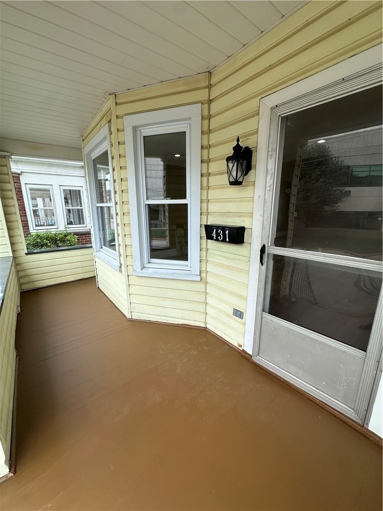 431 W Wayne St - Photo 1