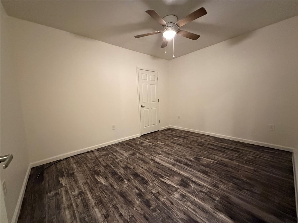 571 Kendall Ave - Photo 13