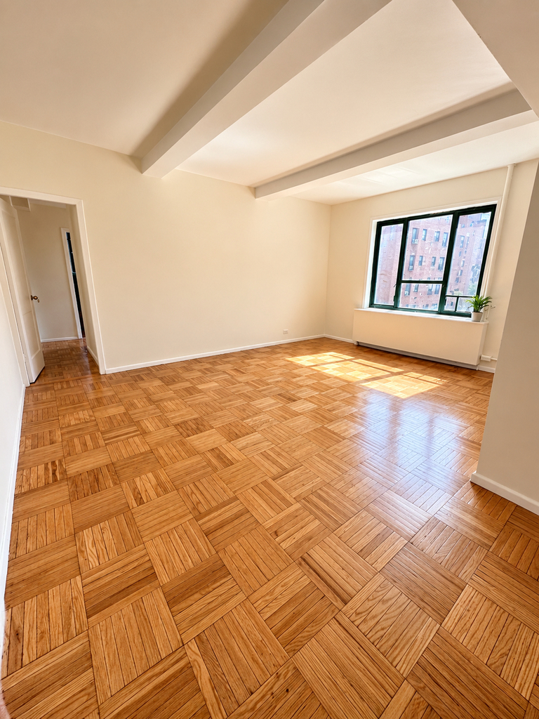 1507 Metropolitan Avenue #6A - Photo 1