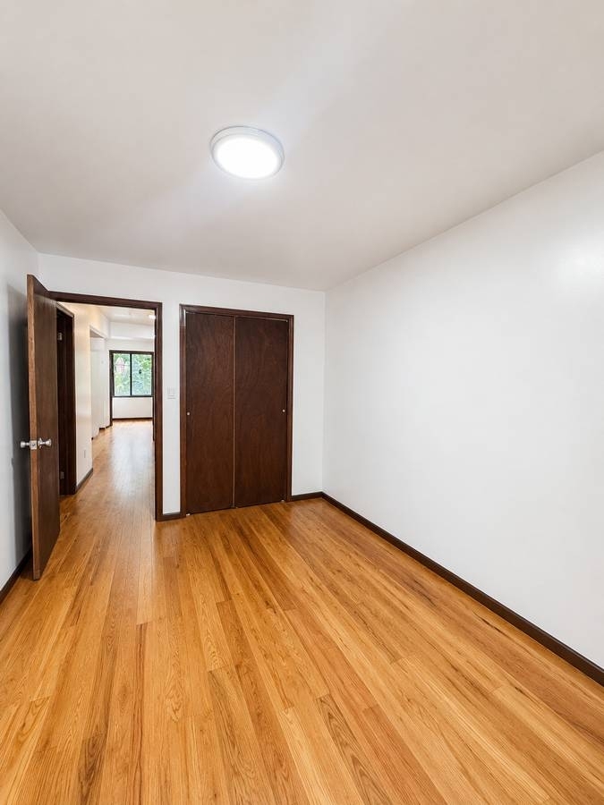 579 Lafayette Avenue - Photo 4