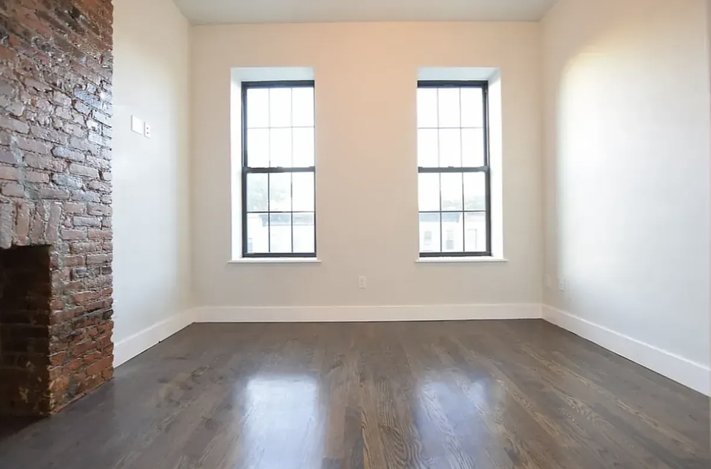 546 Bainbridge Street - Photo 1