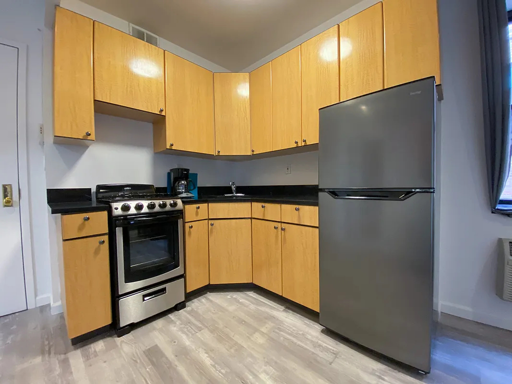 West 51st Street - Photo 1