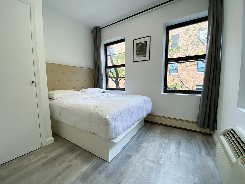 West 51st Street - Photo 3