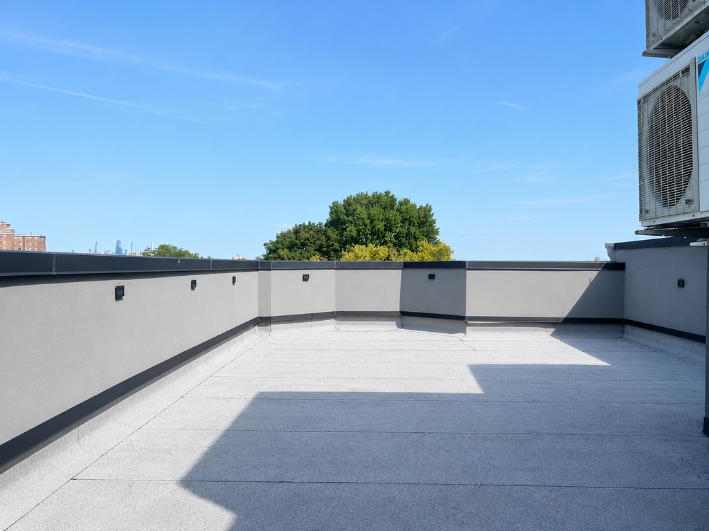 1294 Park Place - Photo 11
