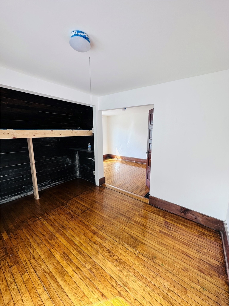 210 Squires Avenue - Photo 16