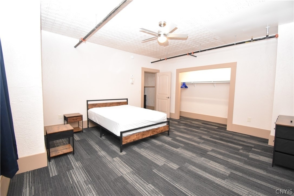 152 Court Street - Photo 14