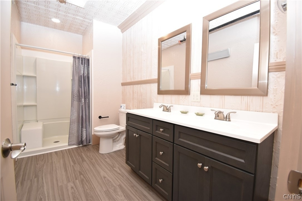 152 Court Street - Photo 12