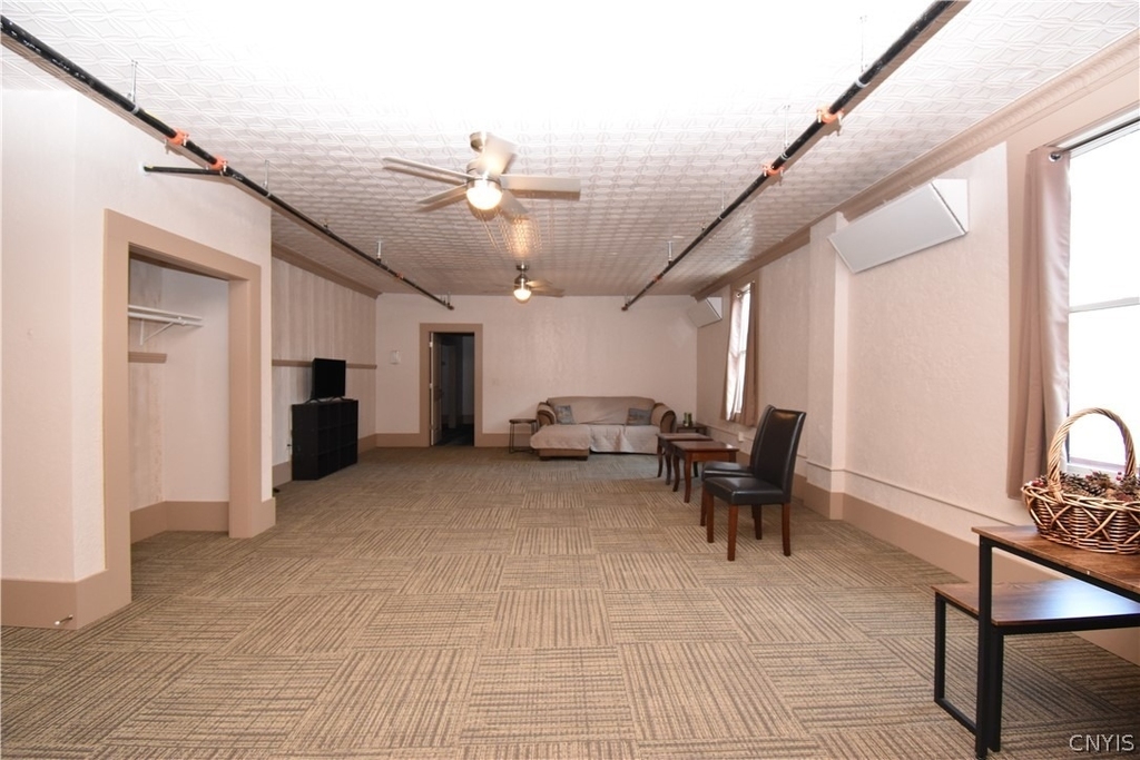152 Court Street - Photo 9