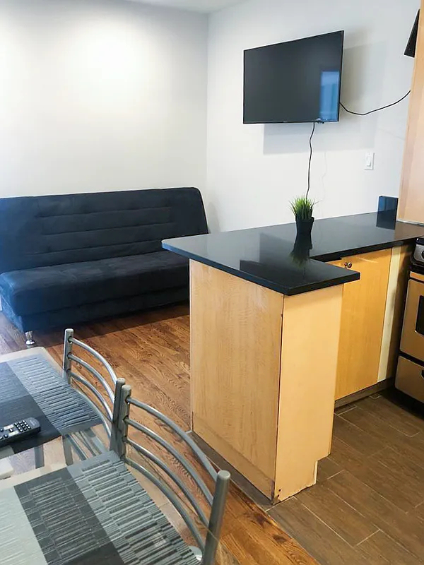 10th Avenue - Photo 1