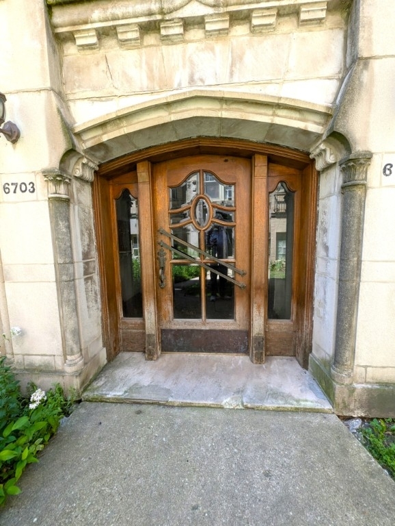 6701 North Greenview Ave. - Photo 11