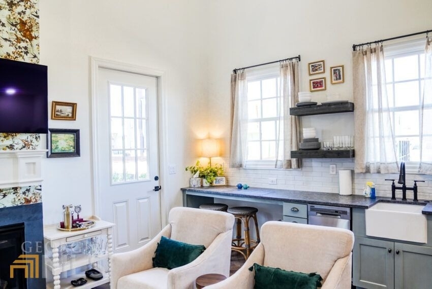 252 3rd Street - Photo 2