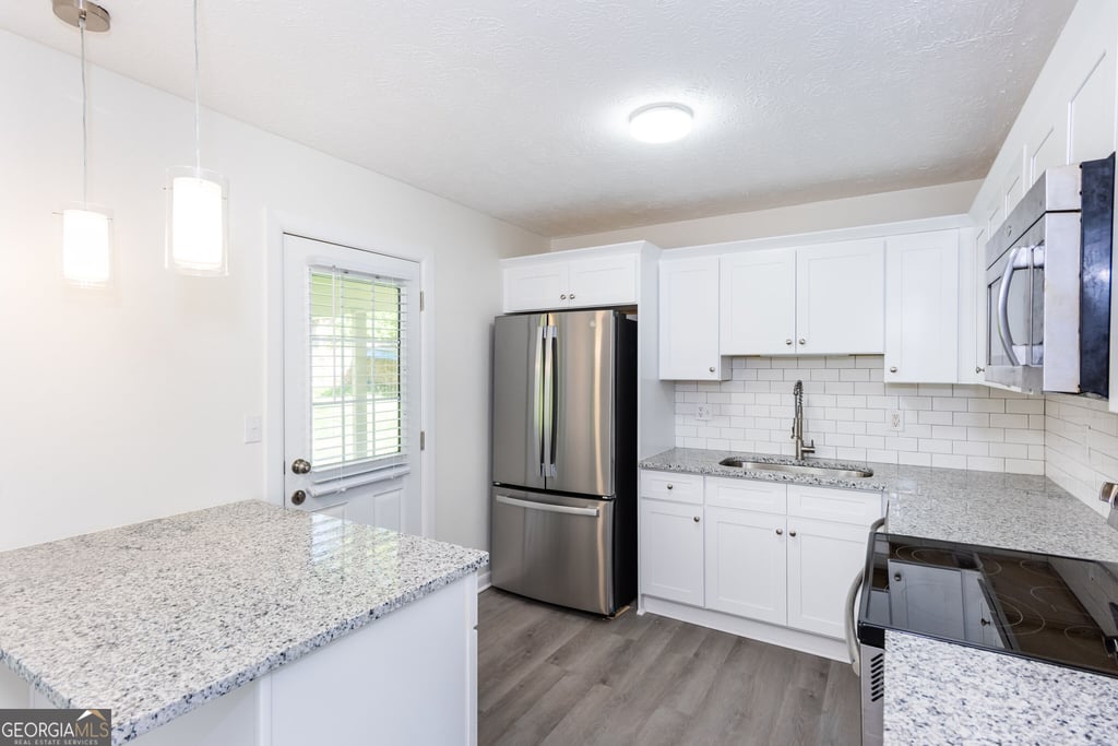 6551 Bussell Way - Photo 9