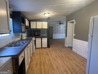 712 Speedway Road - Photo 3