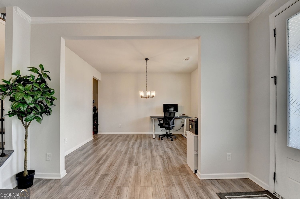 4665 Shipley Avenue - Photo 3