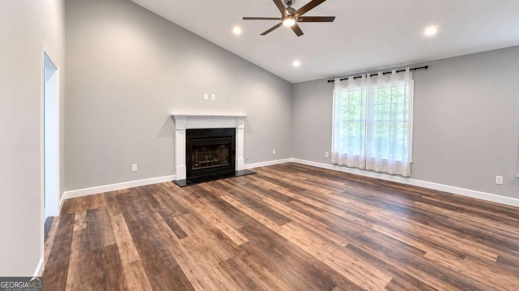 1235 Grayland Hills Drive - Photo 2