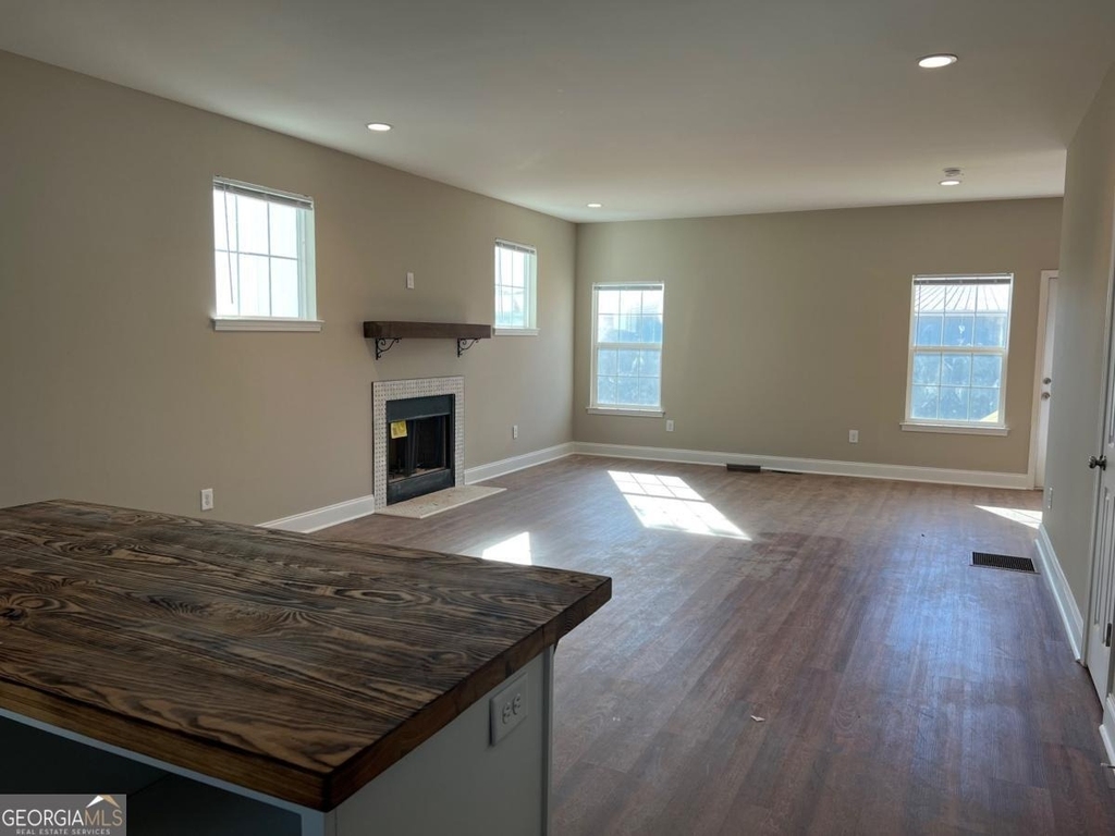 82 Liberty Court - Photo 1