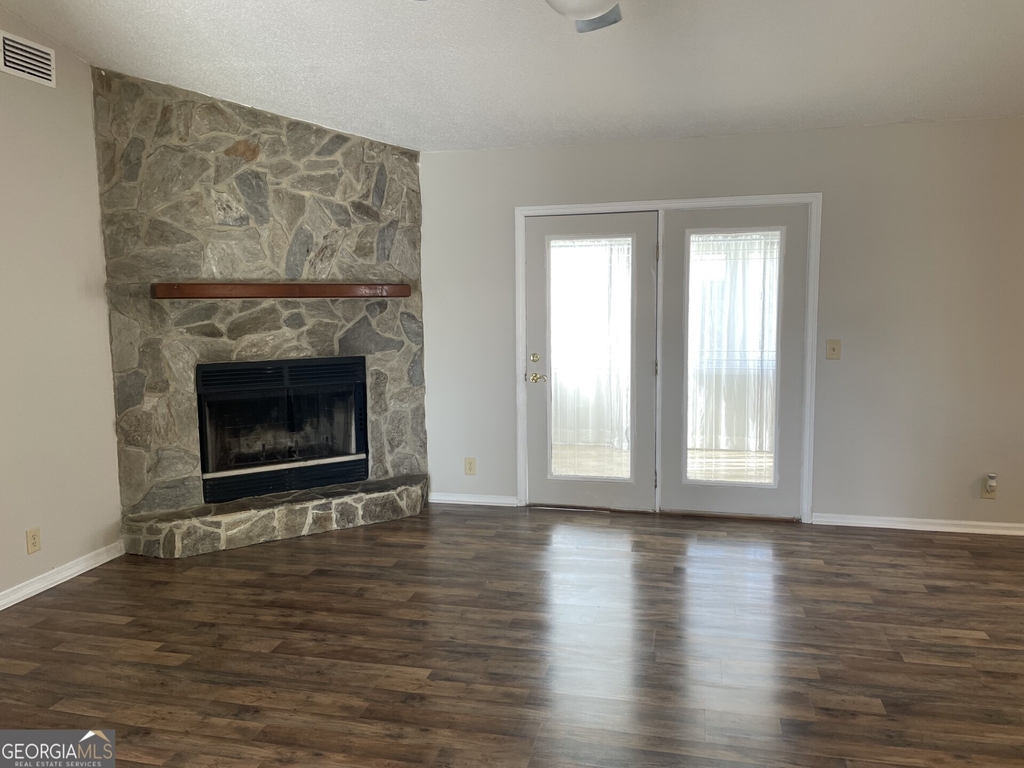 403 Fairfield Court - Photo 7