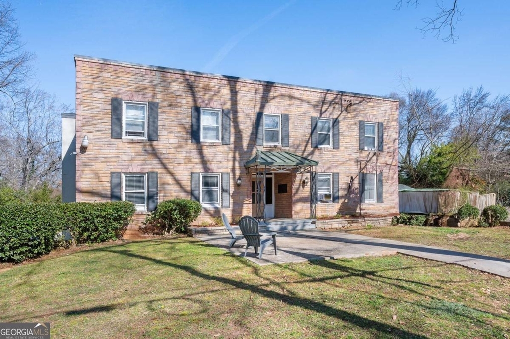 1338 Mclendon Avenue - Photo 0
