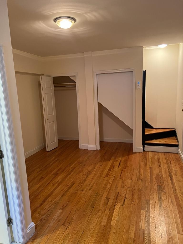 East 78th  Street - Photo 10