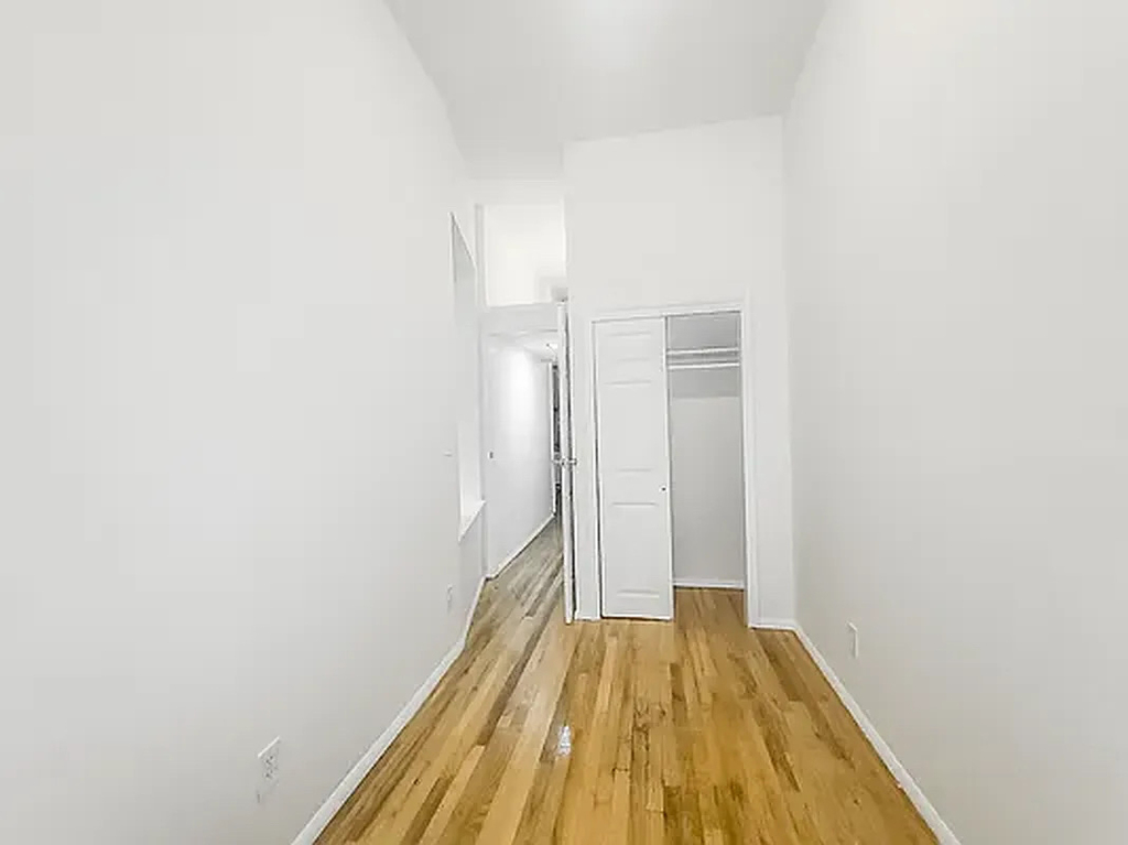 208 West 82nd Street - Photo 3