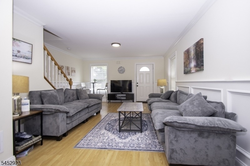 48 Central Ave - Photo 3