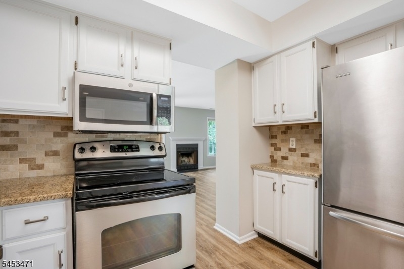54 Eton Ct - Photo 6