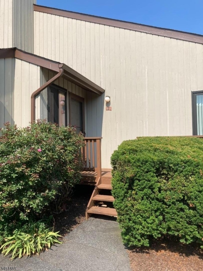 250 Ridgedale Ave - Photo 9
