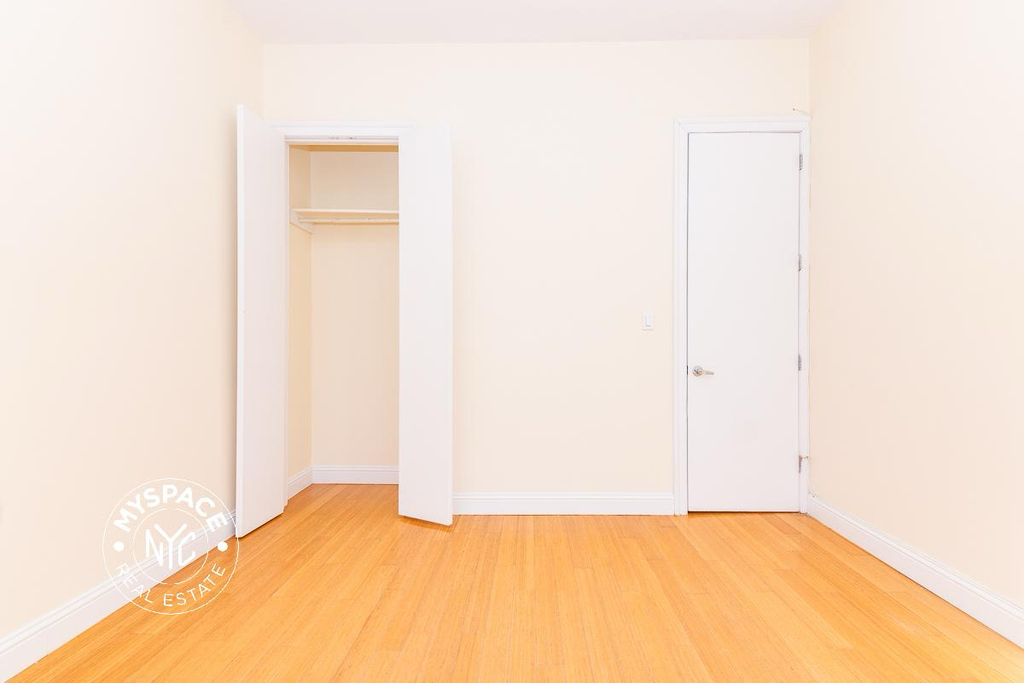 11 Locust Street - Photo 7