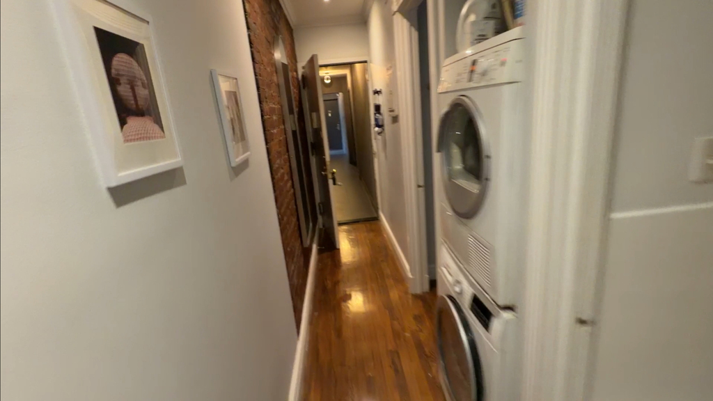 410 East 13th Street - Photo 5