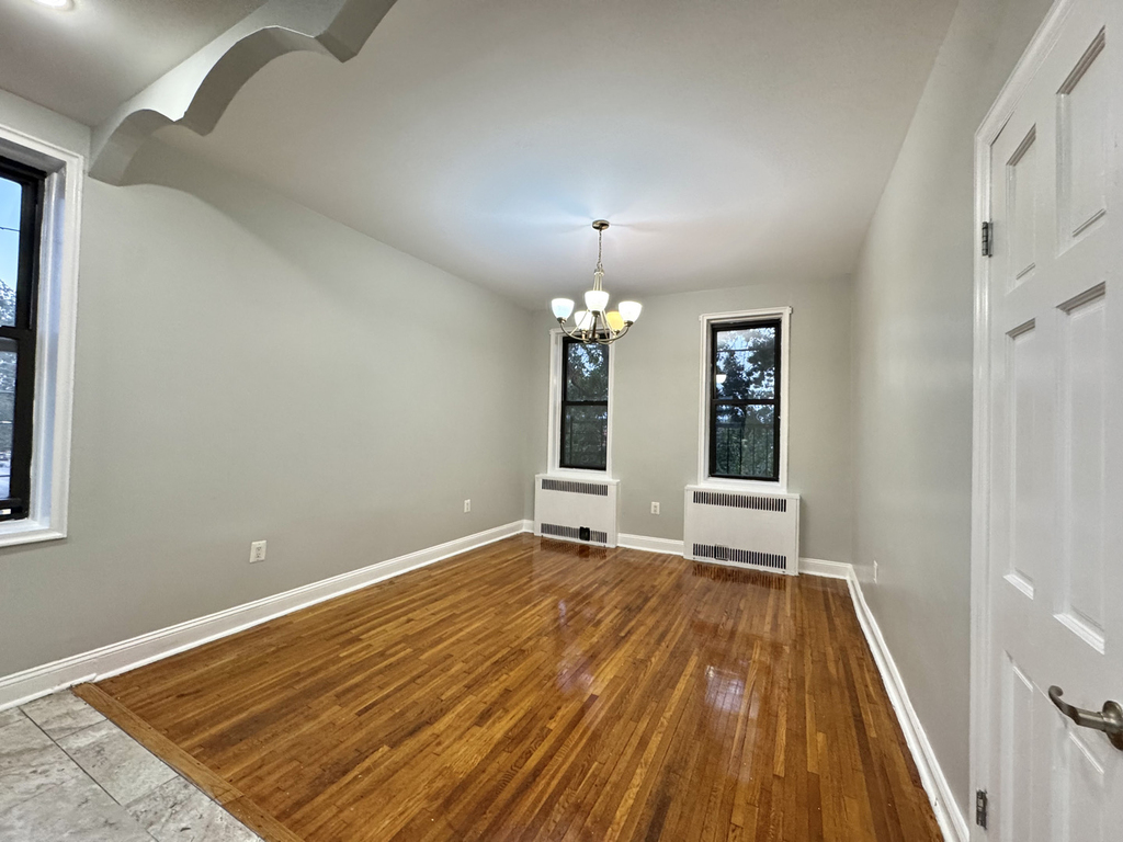 5201 Clarendon Road - Photo 0
