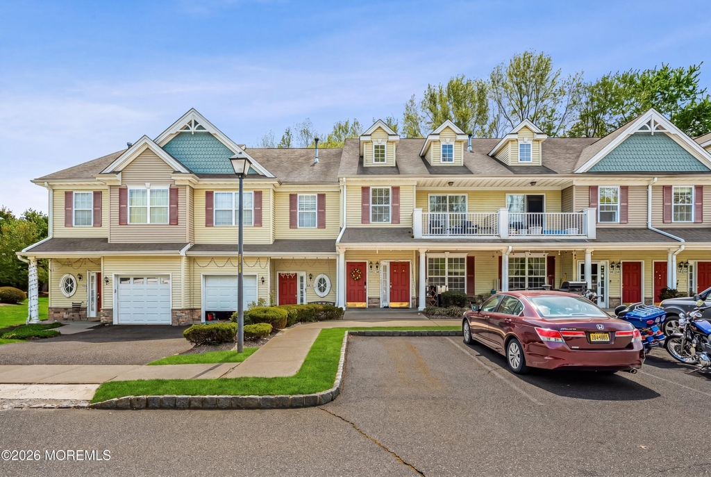 30 Oxford Court - Photo 1