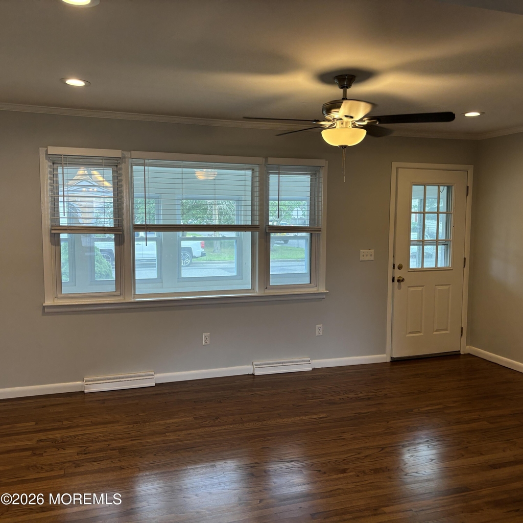 2245 Edgar Road - Photo 2