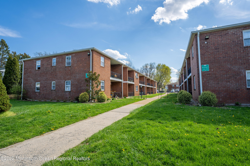199 West End Avenue - Photo 0