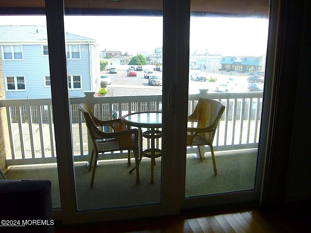 1187 Ocean Avenue - Photo 8