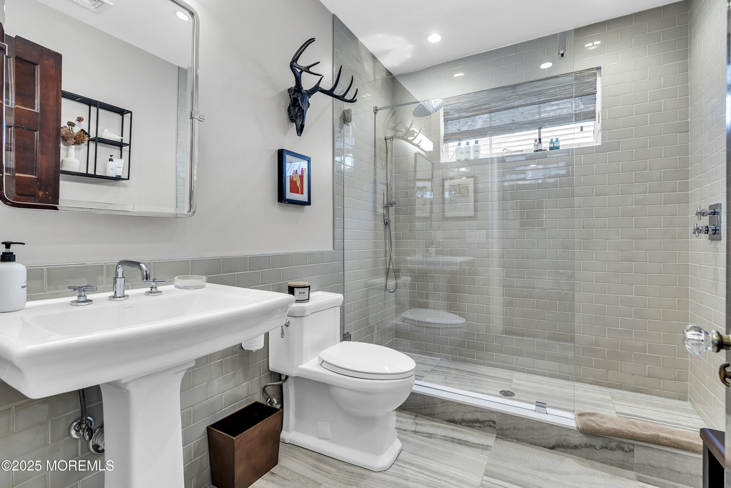 703 7th Avenue - Photo 24