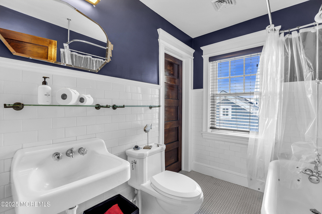 703 7th Avenue - Photo 30