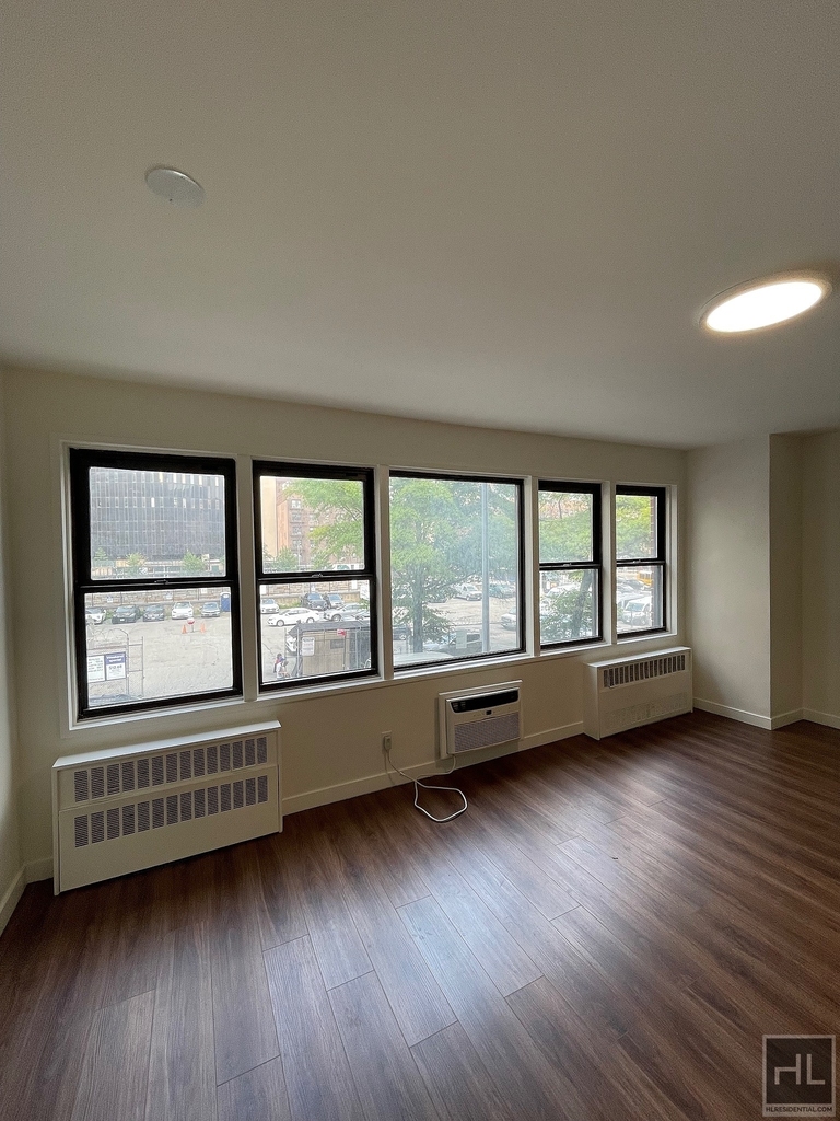 East 36 Street - Photo 1