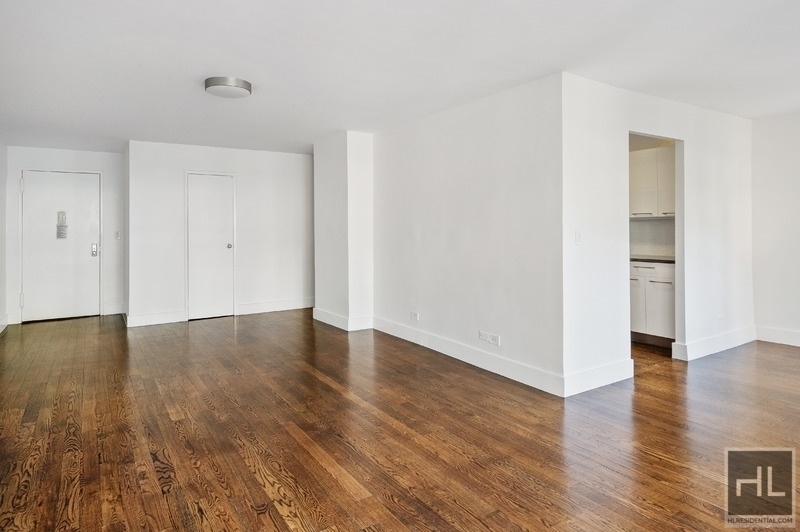 East 63 Street - Photo 0