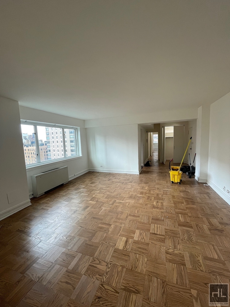 East 71st Street - Photo 1