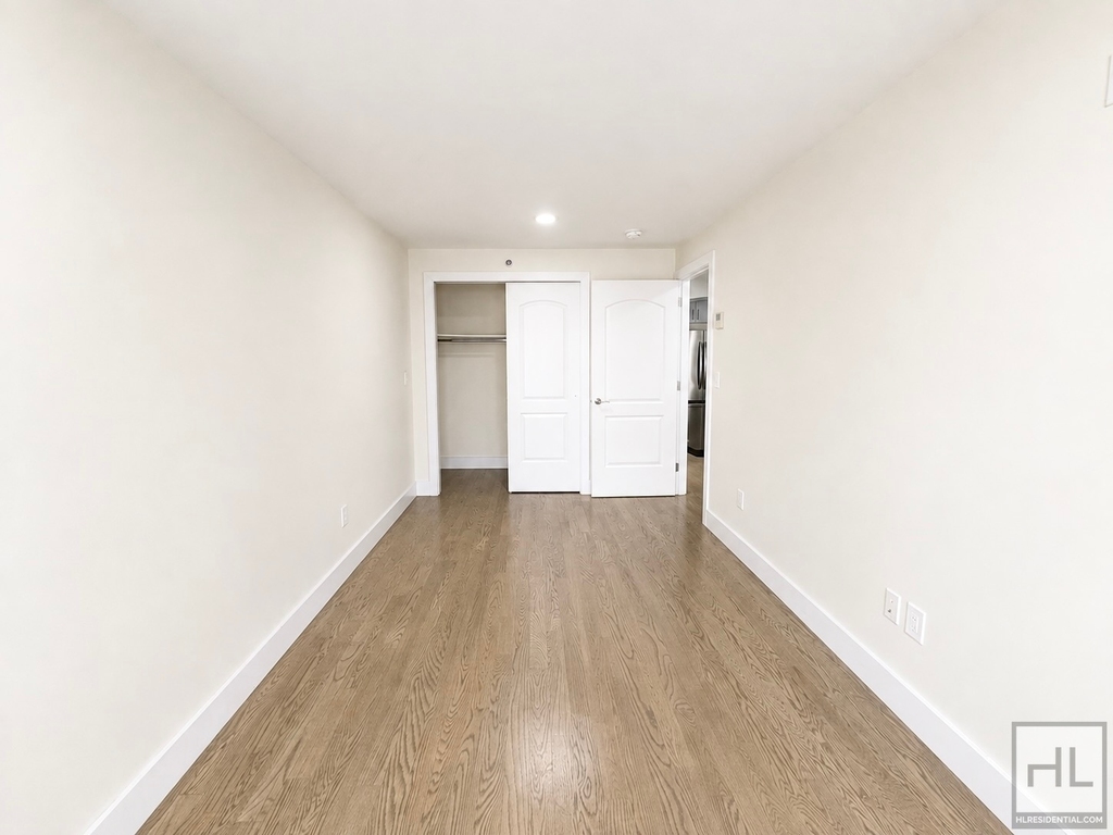 Bay Ridge Avenue - Photo 4