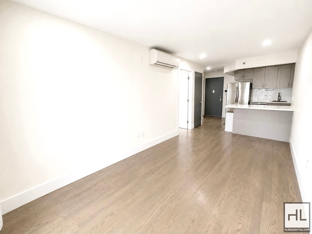 Bay Ridge Avenue - Photo 2