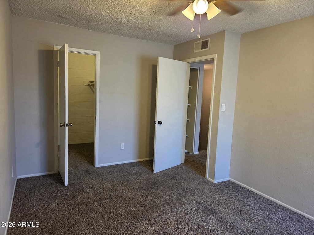 3213 W Royal Palm Road - Photo 17